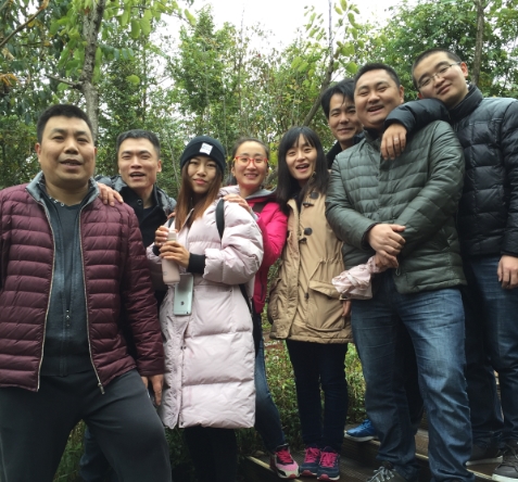 這里的水，滿江春意；